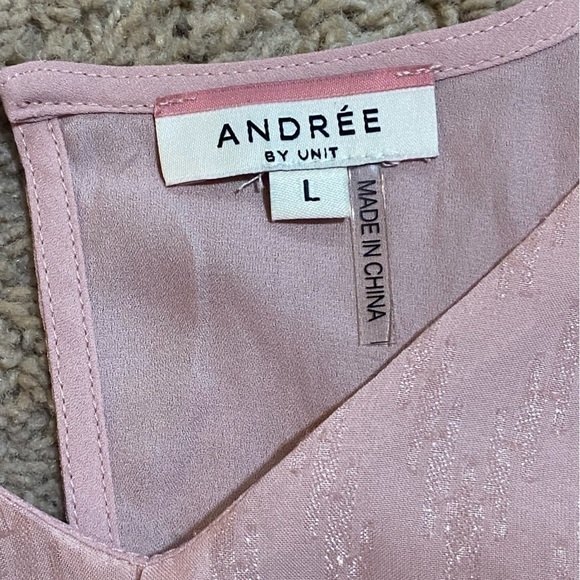Andree by Unit Capped Sleeve Pink Tank Blouse - Picture 4 of 7